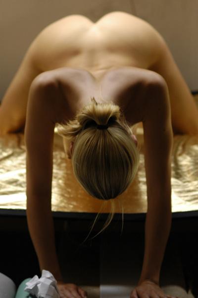 Les beaux pieds de Iveta B sont un rêve devenu réalité dans l'art de l'art rencontré, présentant Ivêta